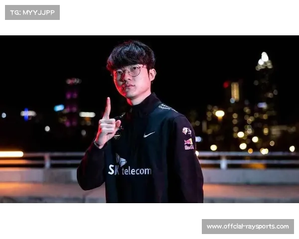 Faker手腕伤势引发健康隐忧 医学专家警示高龄选手亟需科学管理 Faker手腕伤势引发健康隐忧 医学专家警示高龄选手亟需科学管理