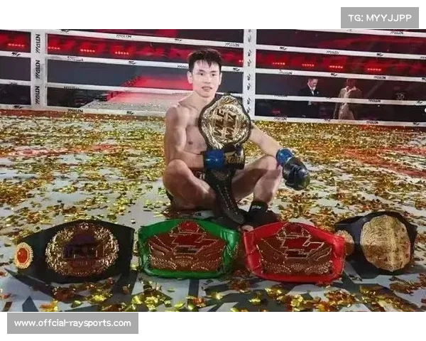 中国新生代领军人物欧阳锋特别嘉宾身份出战津武英雄红拳出击Ⅱ赛事