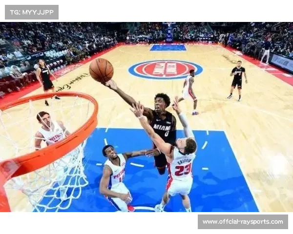 活塞第三节打出35-20攻势,魔术内线失守 活塞第三节打出35-20攻势,魔术内线失守